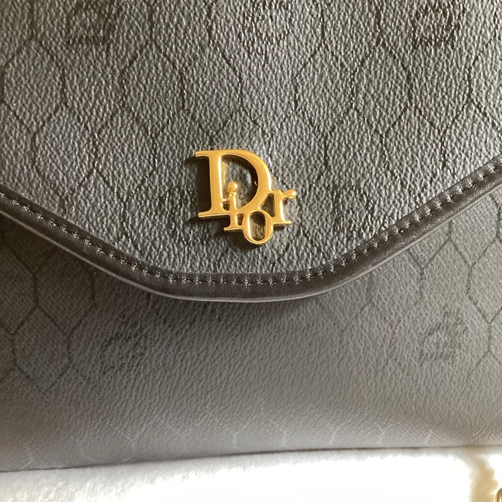 Dior Pre-owned 1980-1990s Mini Honeycomb Chain Shoulder Bag In - Picture 7 of 15